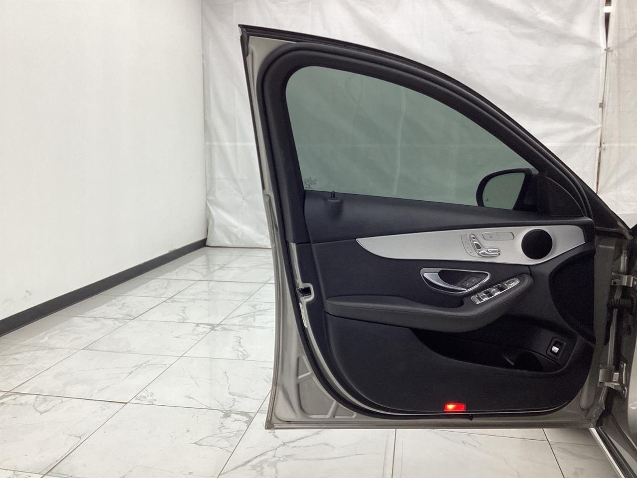 Mercedes-Benz C-Class C 300 Sedan 2019