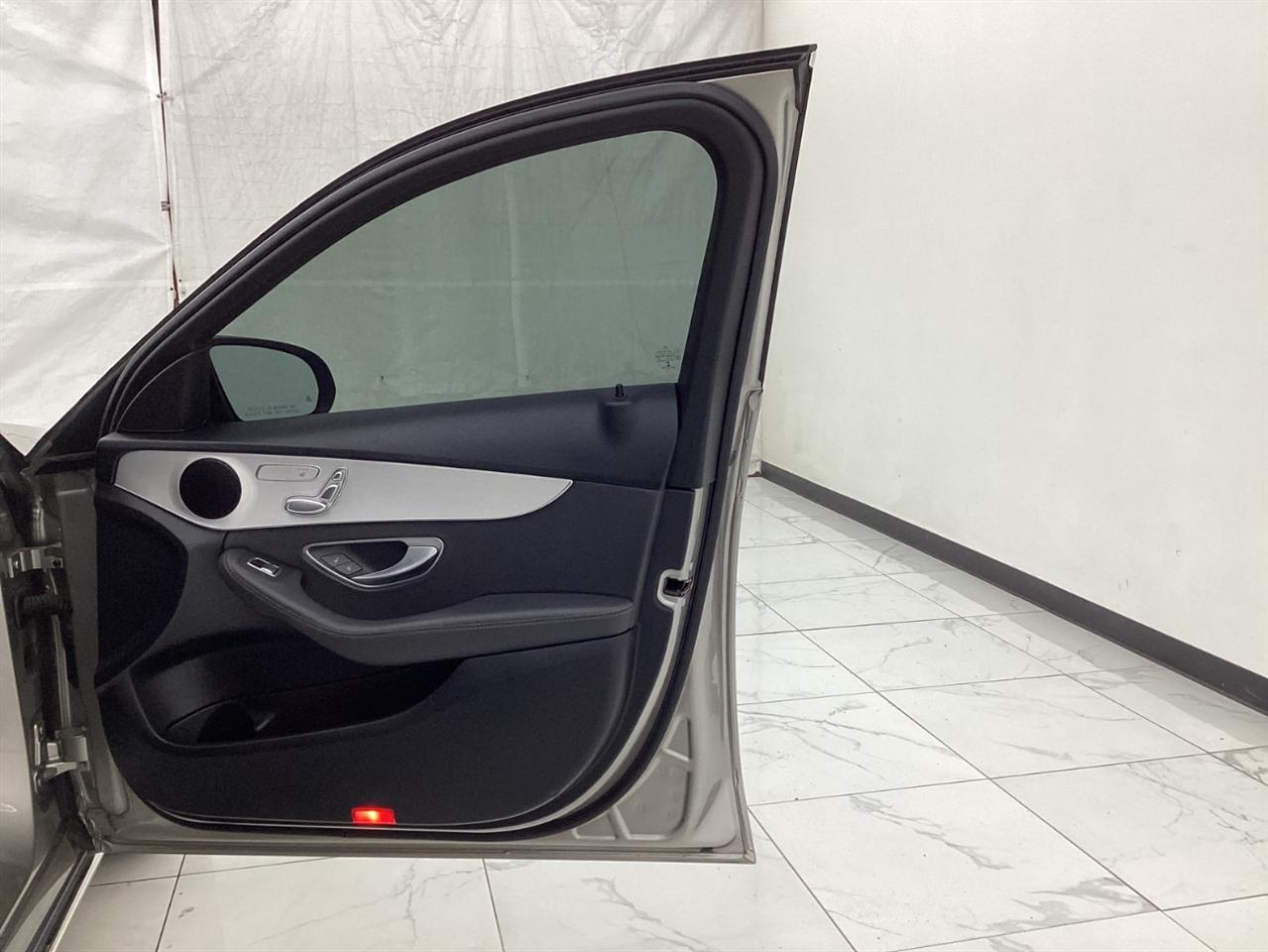 Mercedes-Benz C-Class C 300 Sedan 2019