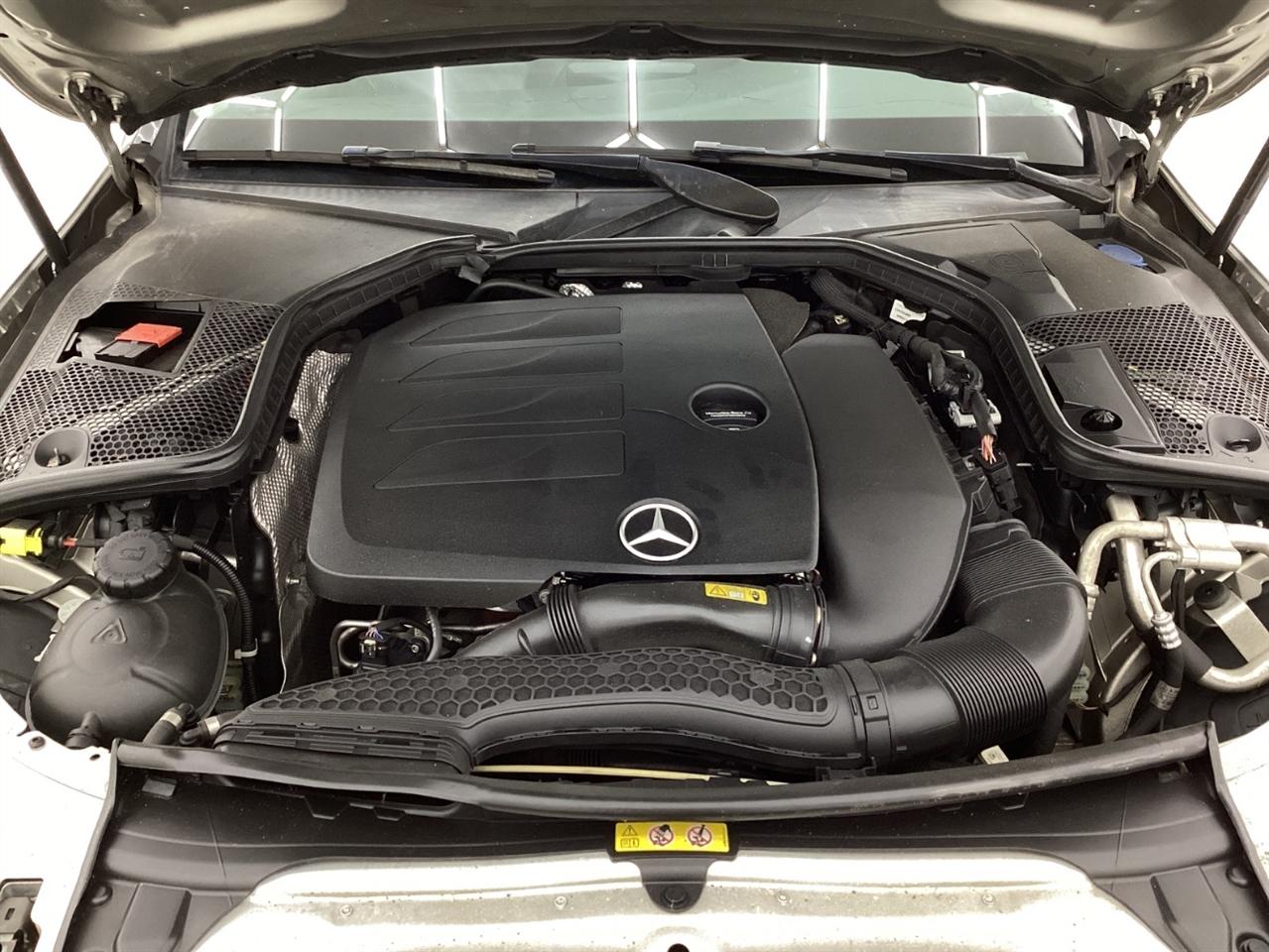 Mercedes-Benz C-Class C 300 Sedan 2019