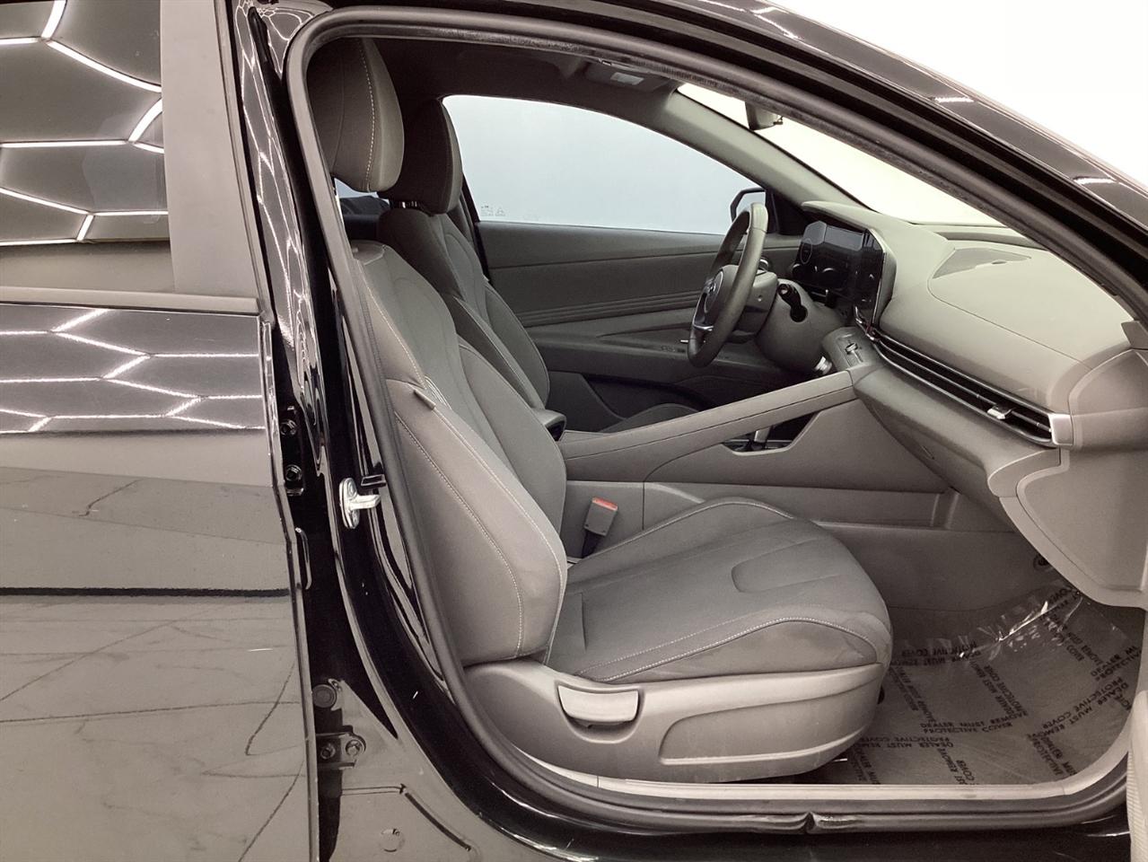 Hyundai Elantra SEL IVT 2023