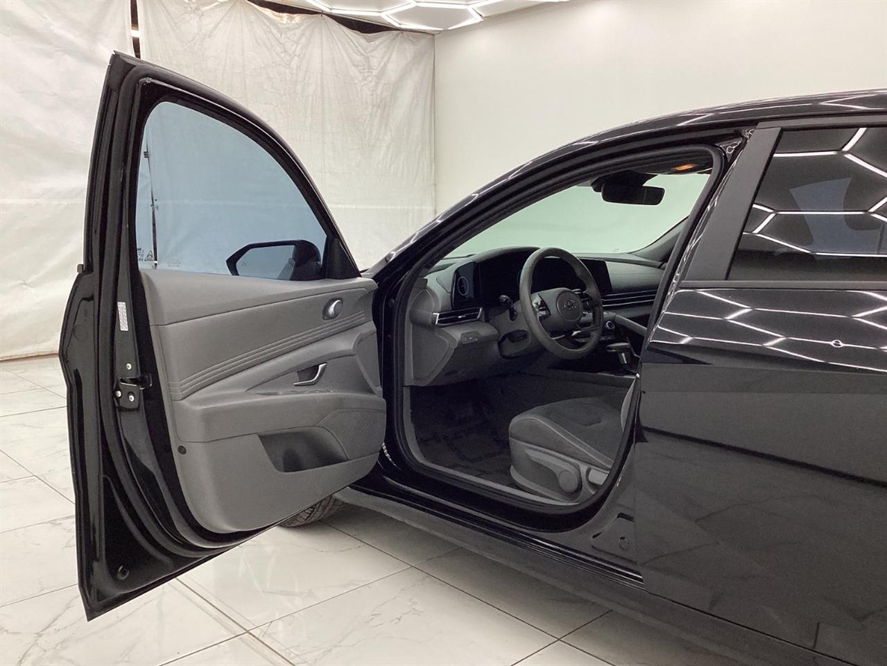 Hyundai Elantra SEL IVT 2023