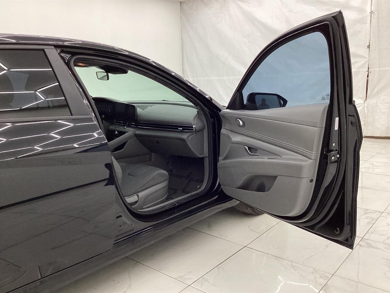 Hyundai Elantra SEL IVT 2023