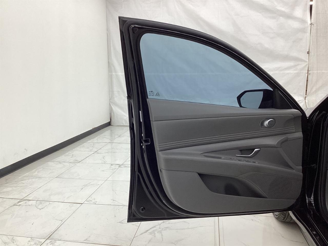 Hyundai Elantra SEL IVT 2023