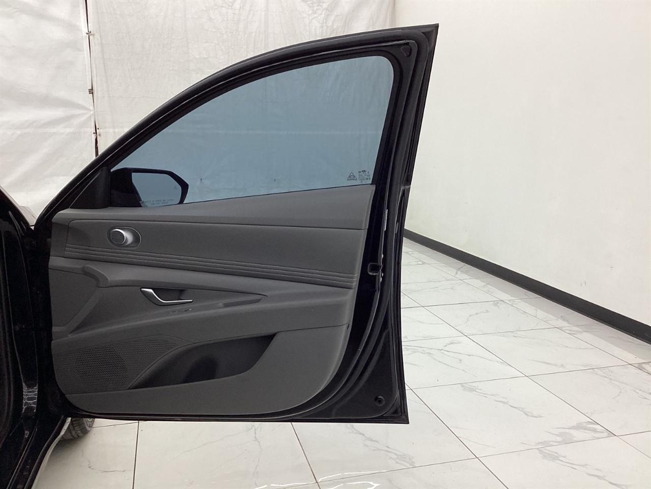 Hyundai Elantra SEL IVT 2023