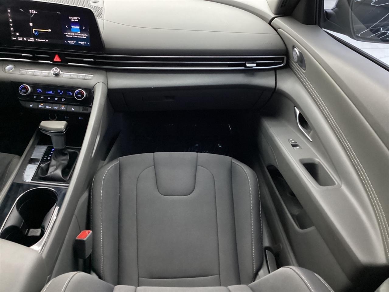 Hyundai Elantra SEL IVT 2023