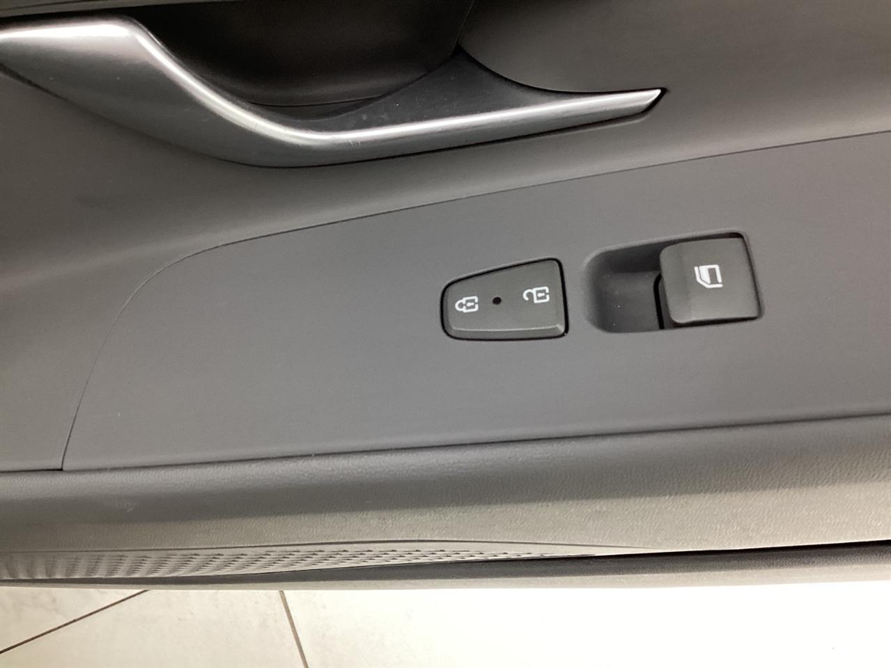 Hyundai Elantra SEL IVT 2023