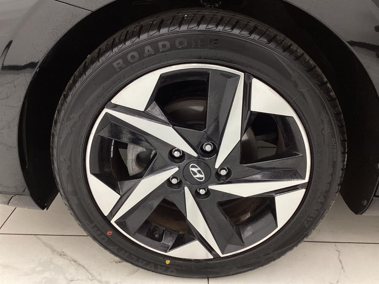 Hyundai Elantra SEL IVT 2023