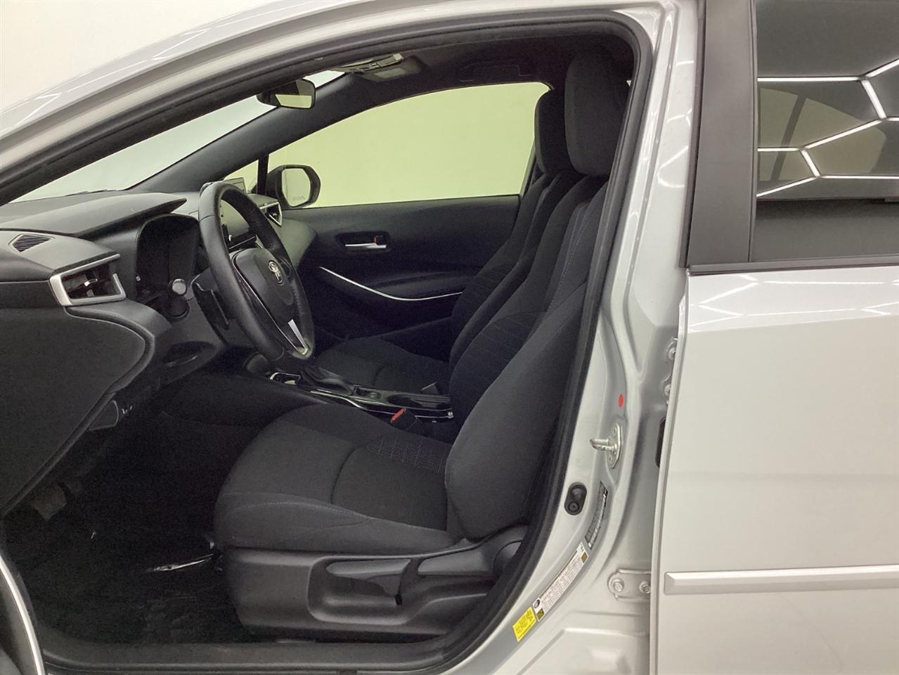 Toyota Corolla SE Nightshade CVT (Natl) 2022