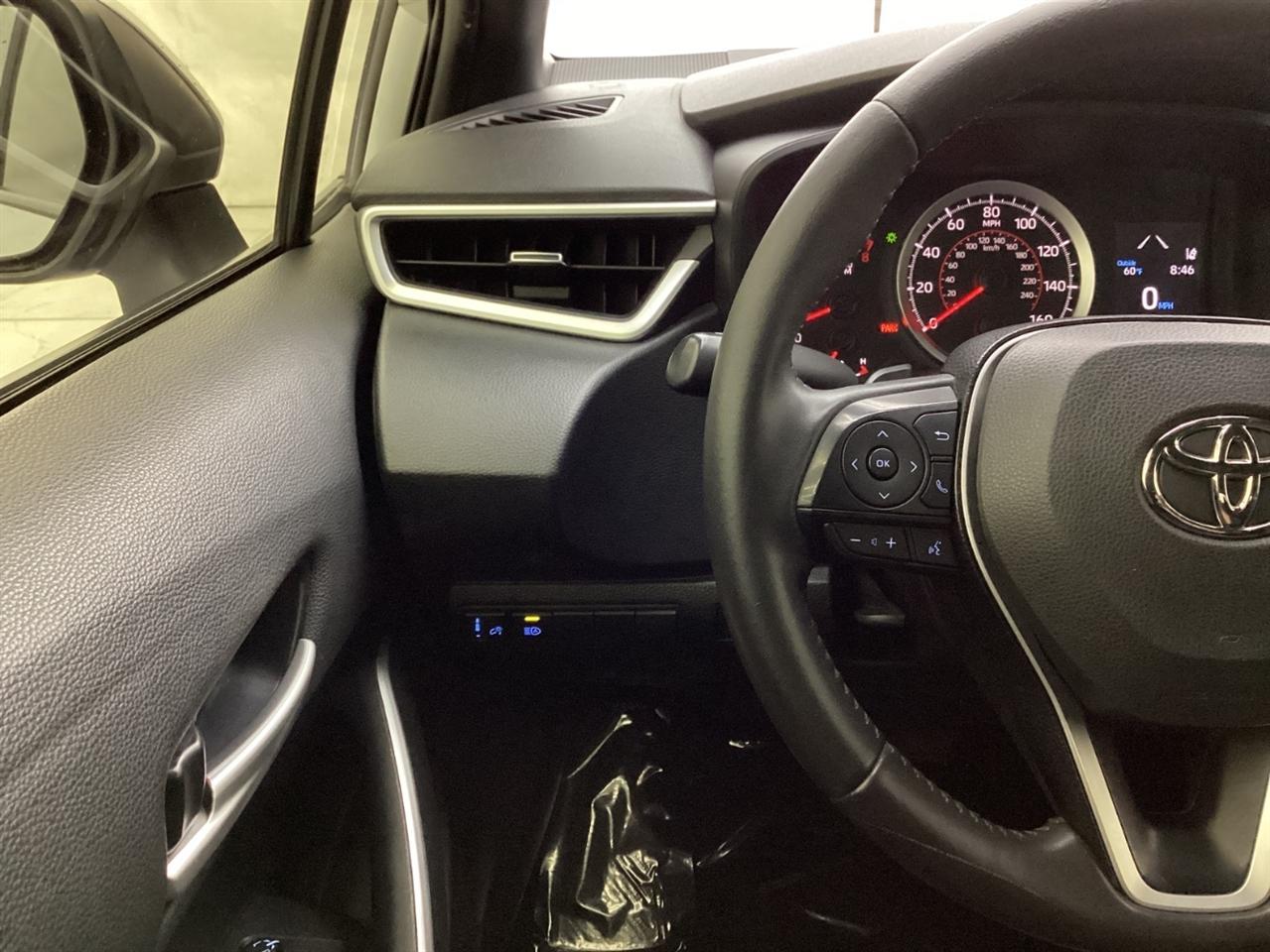 Toyota Corolla SE Nightshade CVT (Natl) 2022