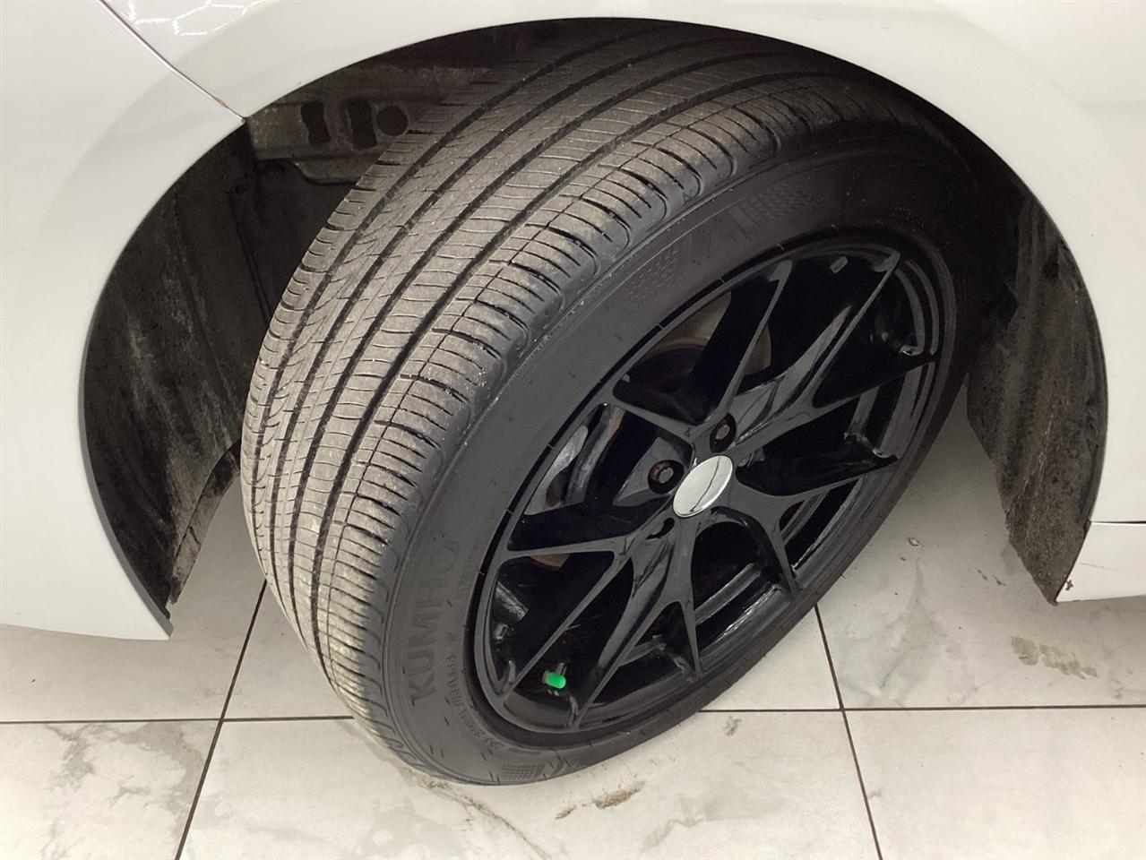 Toyota Corolla SE Nightshade CVT (Natl) 2022