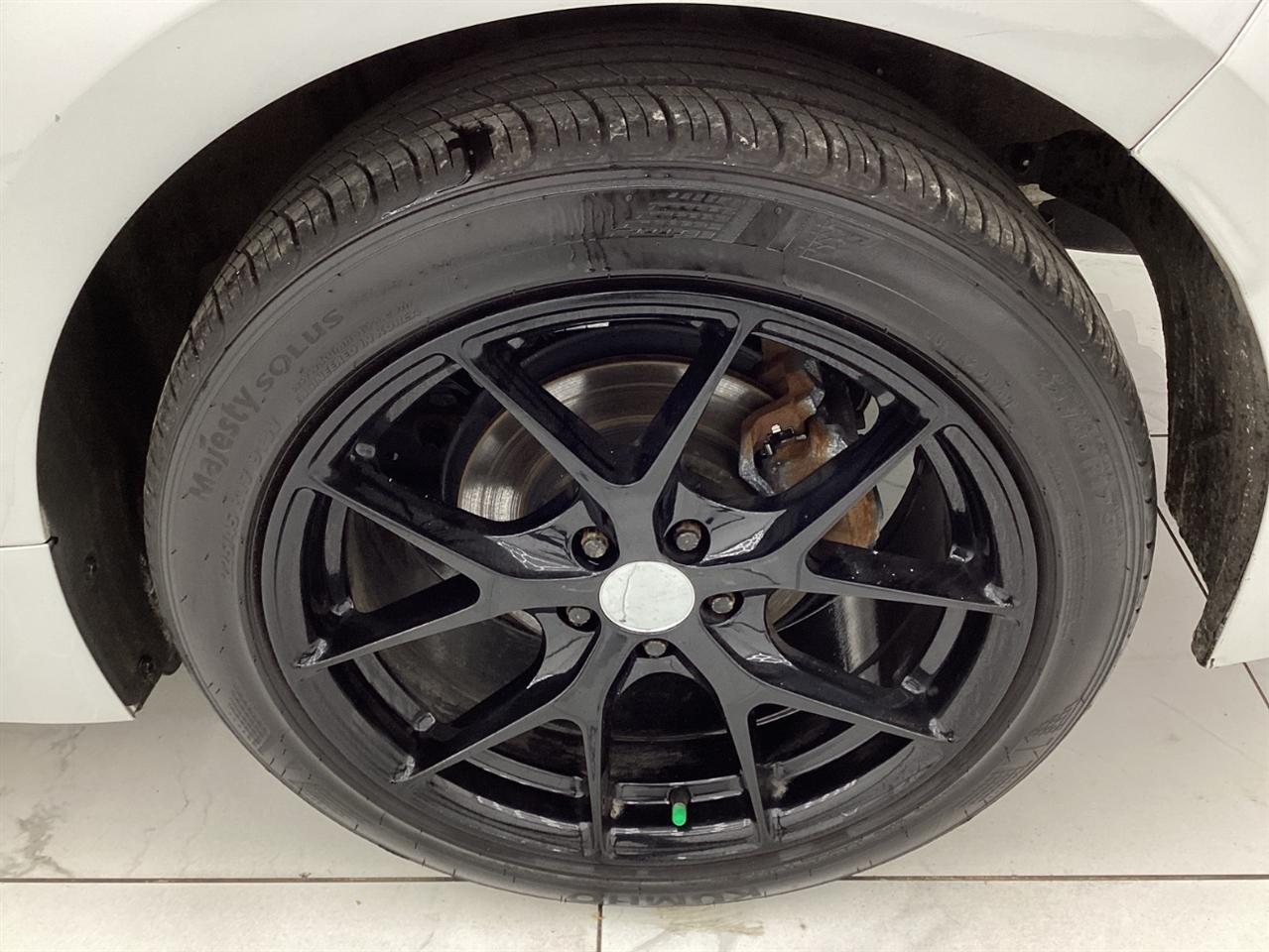 Toyota Corolla SE Nightshade CVT (Natl) 2022