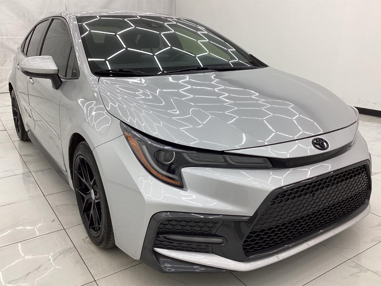 Toyota Corolla SE Nightshade CVT (Natl) 2022