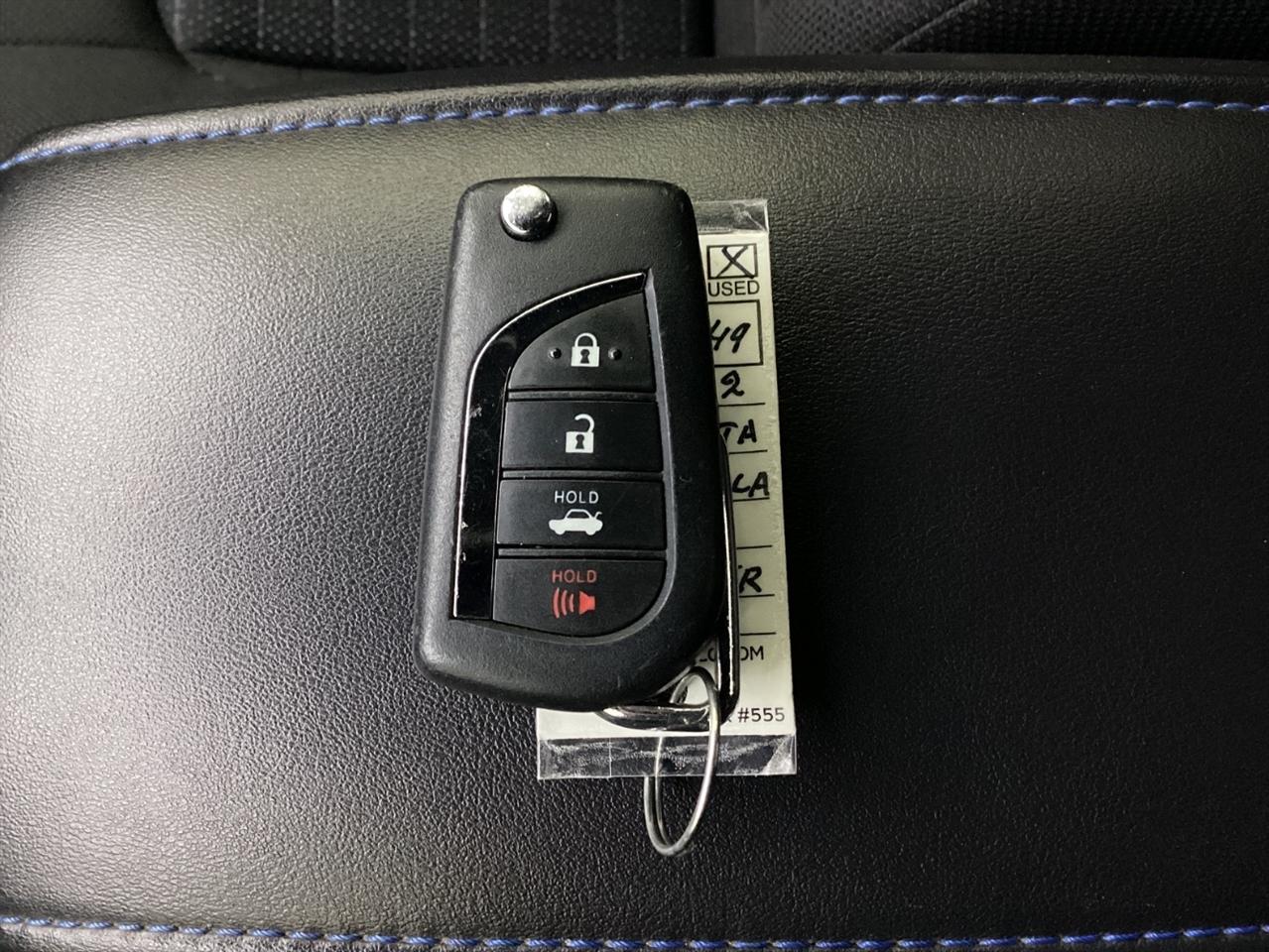 Toyota Corolla SE Nightshade CVT (Natl) 2022