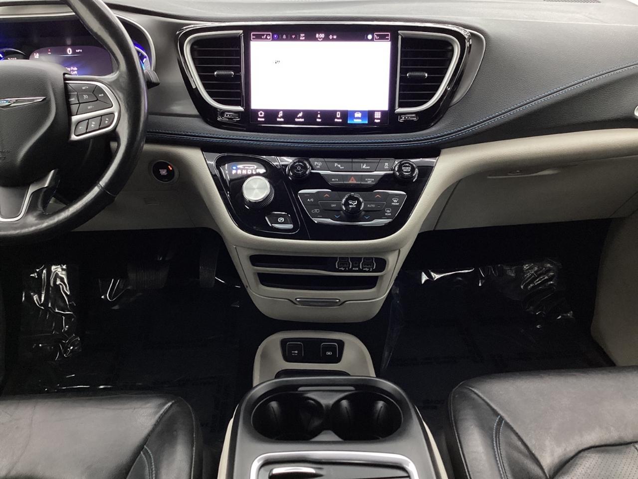 Chrysler Pacifica Hybrid Touring L FWD 2021