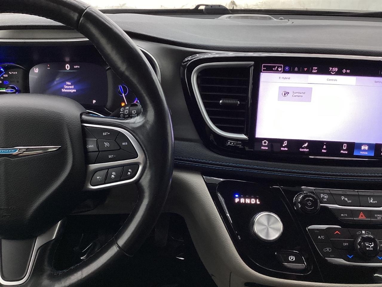 Chrysler Pacifica Hybrid Touring L FWD 2021