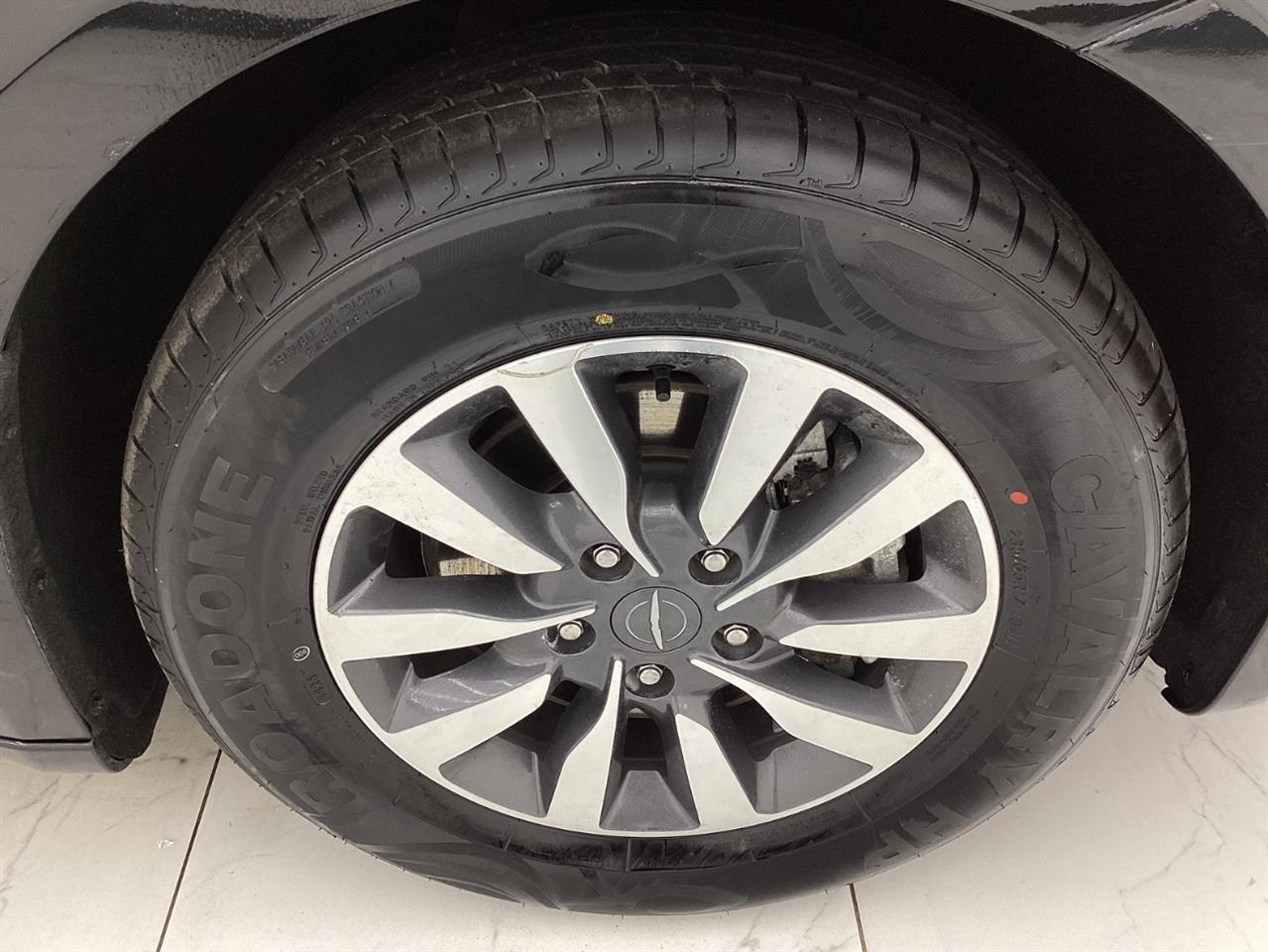 Chrysler Pacifica Hybrid Touring L FWD 2021