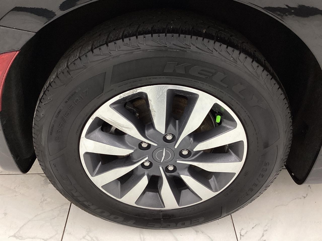 Chrysler Pacifica Hybrid Touring L FWD 2021