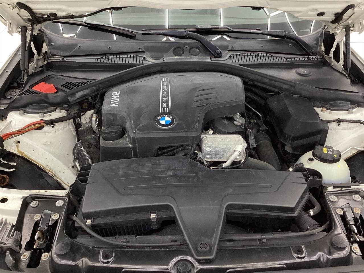 BMW 2 Series 2dr Cpe 228i xDrive AWD 2015