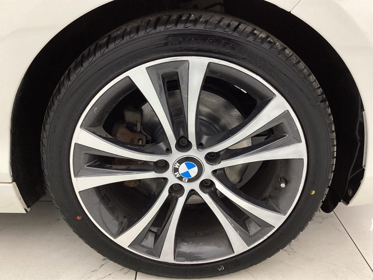 BMW 2 Series 2dr Cpe 228i xDrive AWD 2015