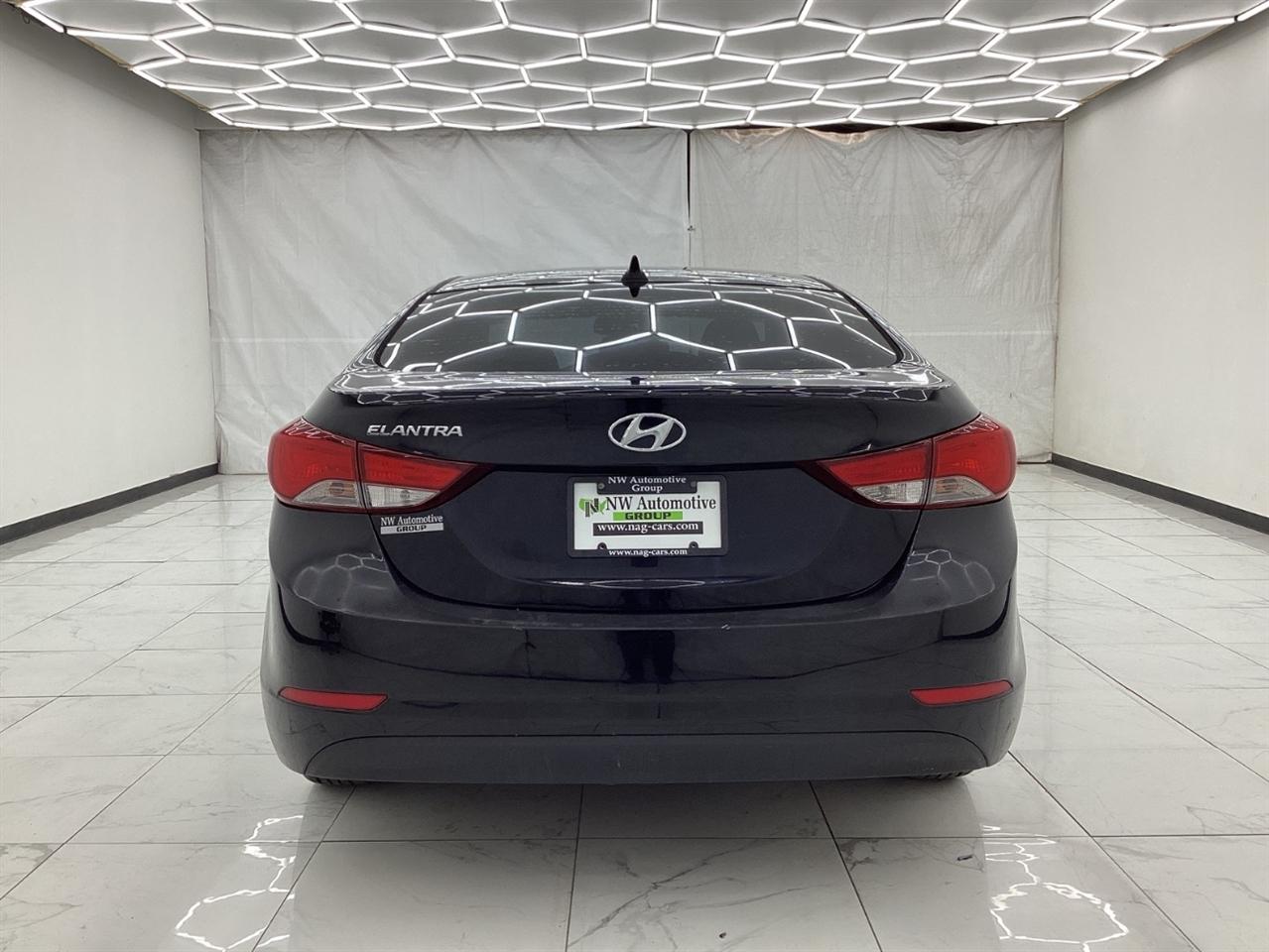 Hyundai Elantra 4dr Sdn Man SE (Ulsan Plant) 2014