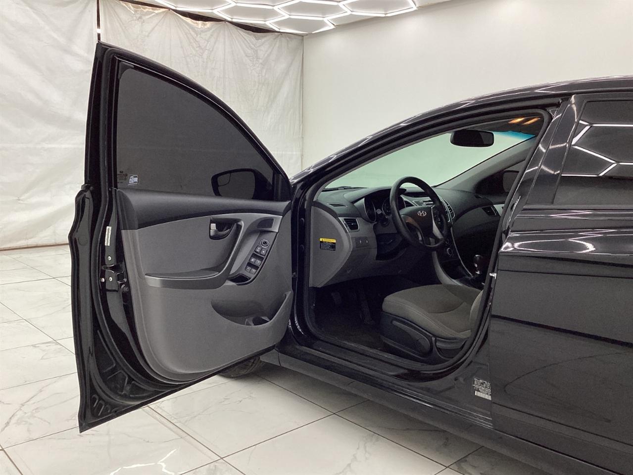 Hyundai Elantra 4dr Sdn Man SE (Ulsan Plant) 2014