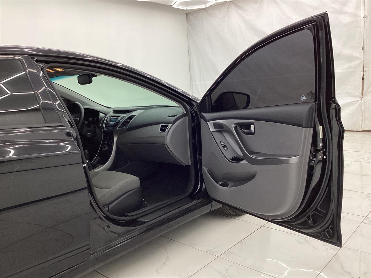 Hyundai Elantra 4dr Sdn Man SE (Ulsan Plant) 2014