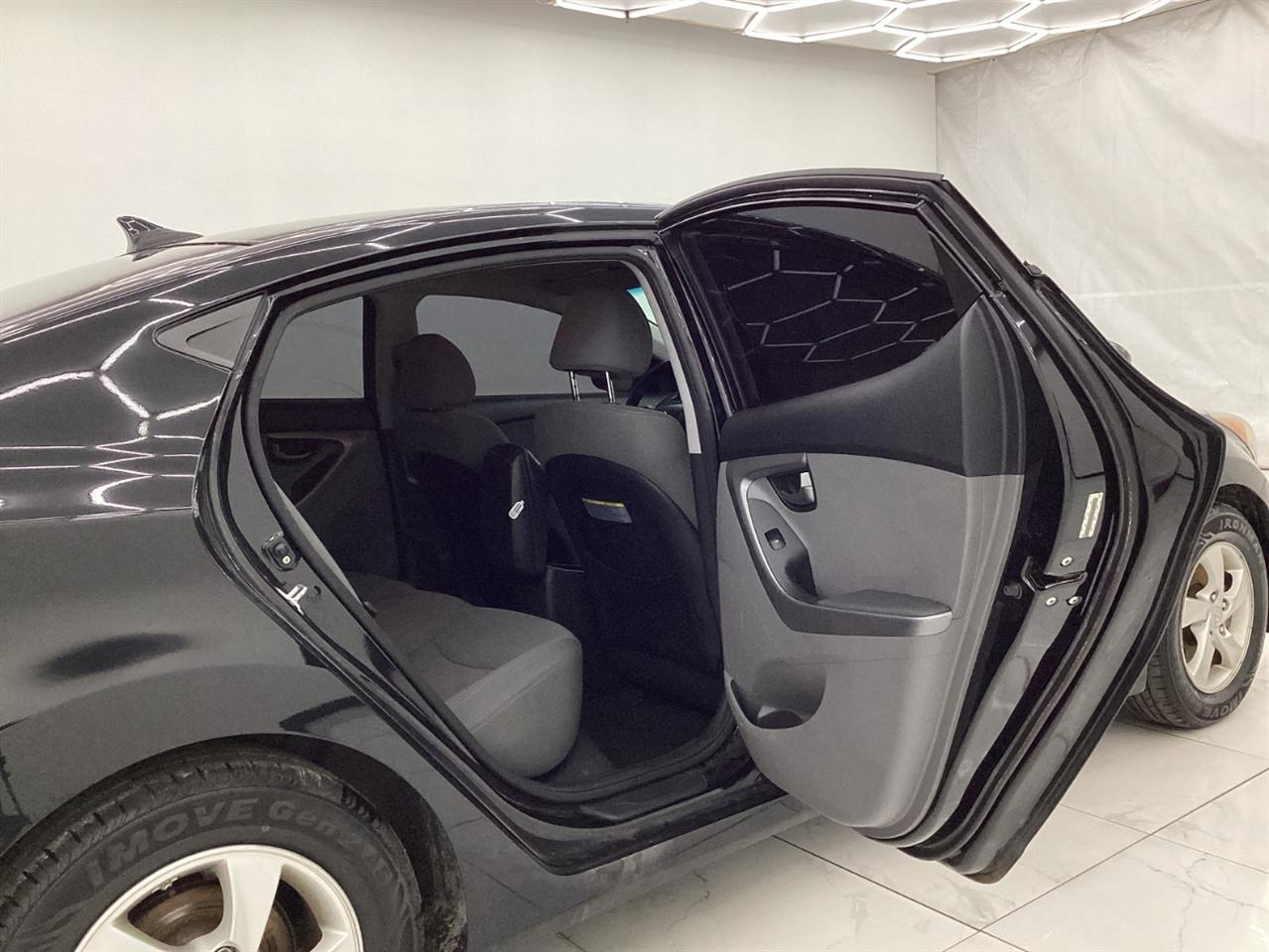 Hyundai Elantra 4dr Sdn Man SE (Ulsan Plant) 2014