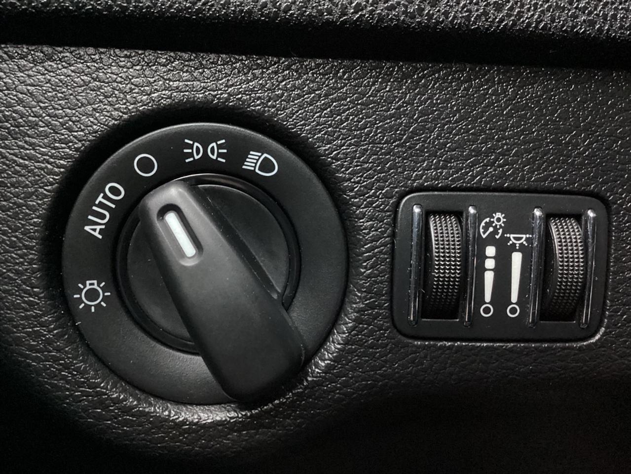 Dodge Charger SXT RWD 2019