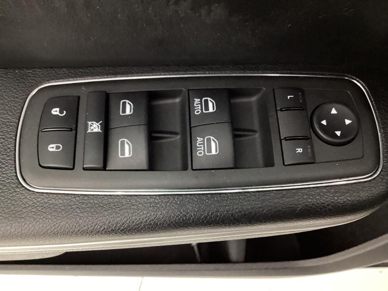 Dodge Charger SXT RWD 2019