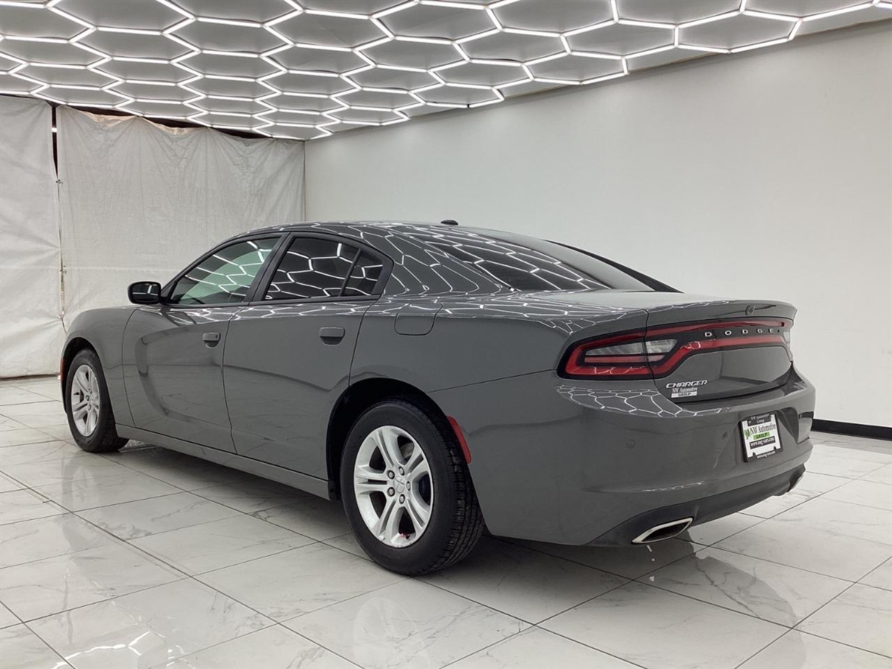 Dodge Charger SXT RWD 2019