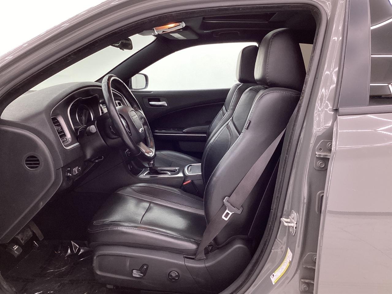Dodge Charger SXT RWD 2019