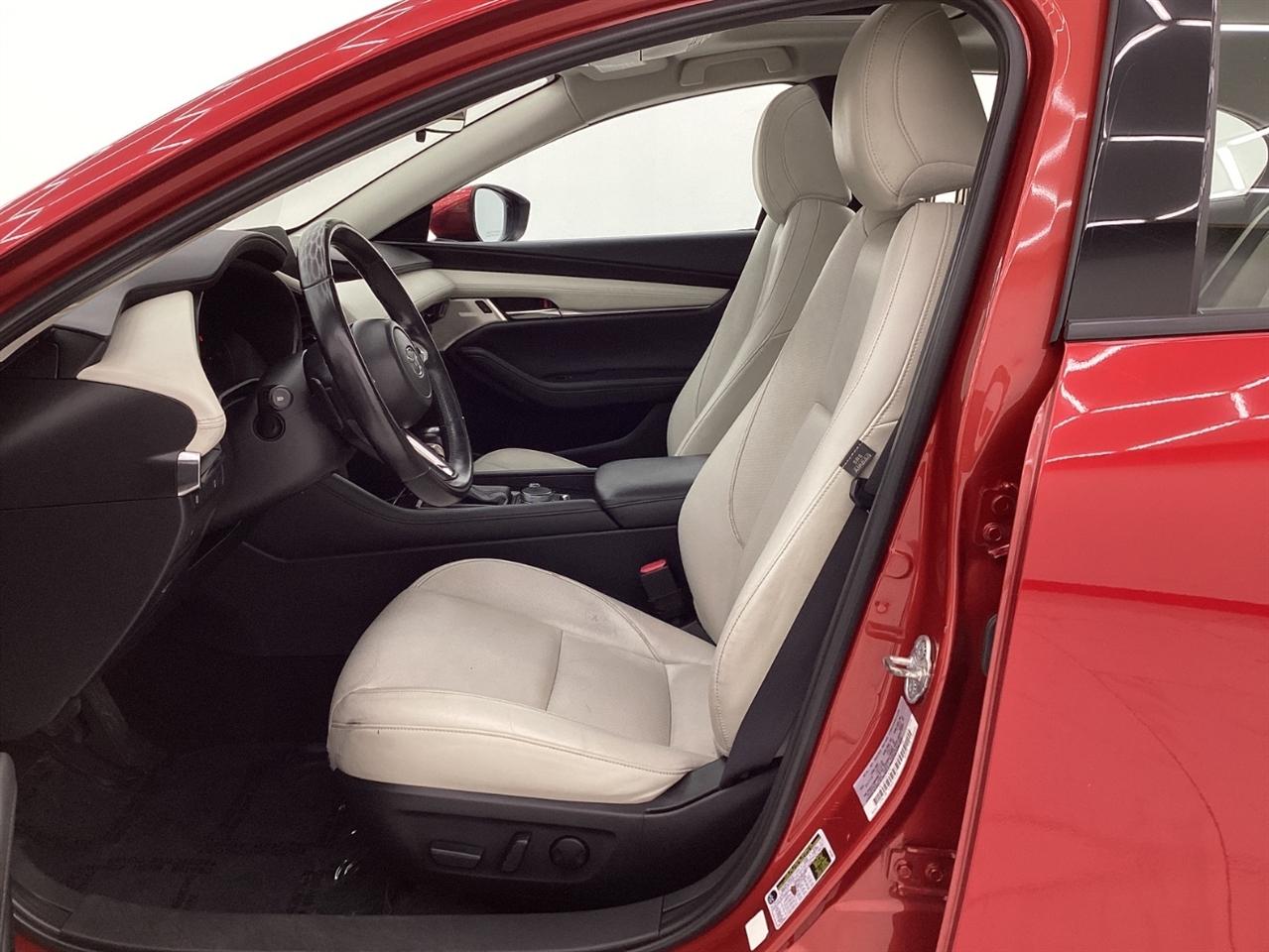 Mazda Mazda3 Sedan AWD w/Premium Pkg 2019