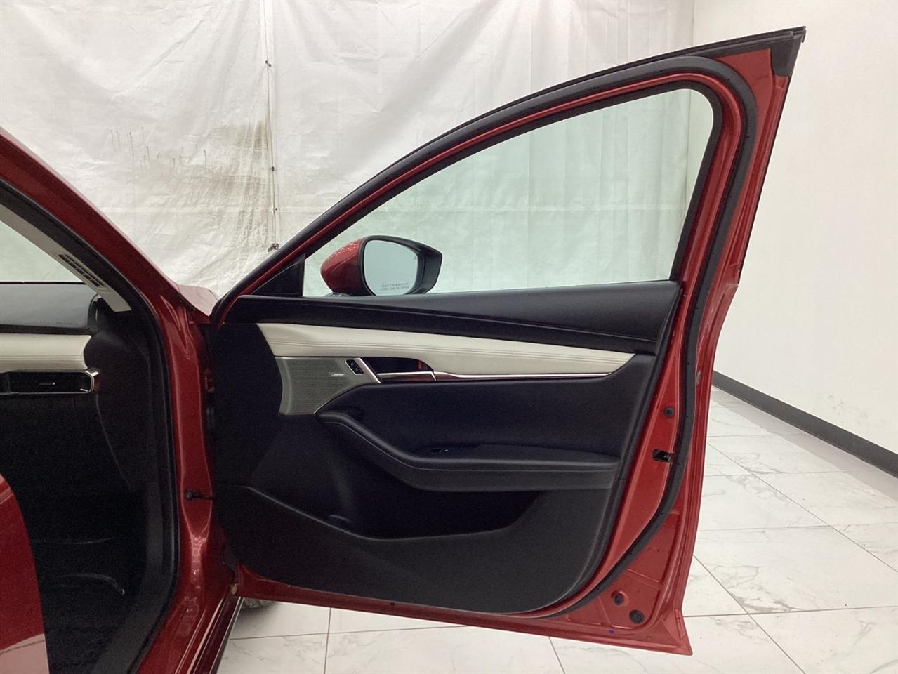 Mazda Mazda3 Sedan AWD w/Premium Pkg 2019