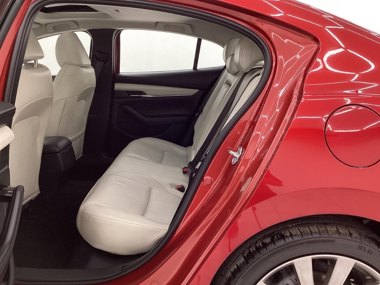 Mazda Mazda3 Sedan AWD w/Premium Pkg 2019