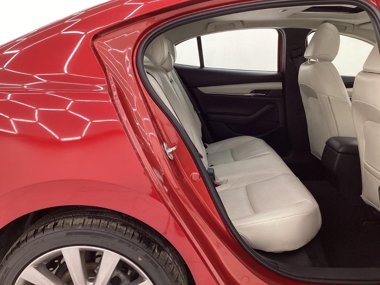 Mazda Mazda3 Sedan AWD w/Premium Pkg 2019