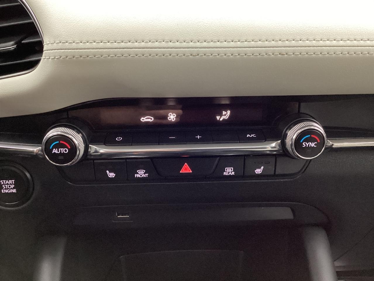 Mazda Mazda3 Sedan AWD w/Premium Pkg 2019