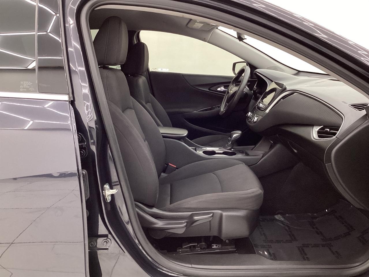 Chevrolet Malibu 4dr Sdn LS w/1LS 2023