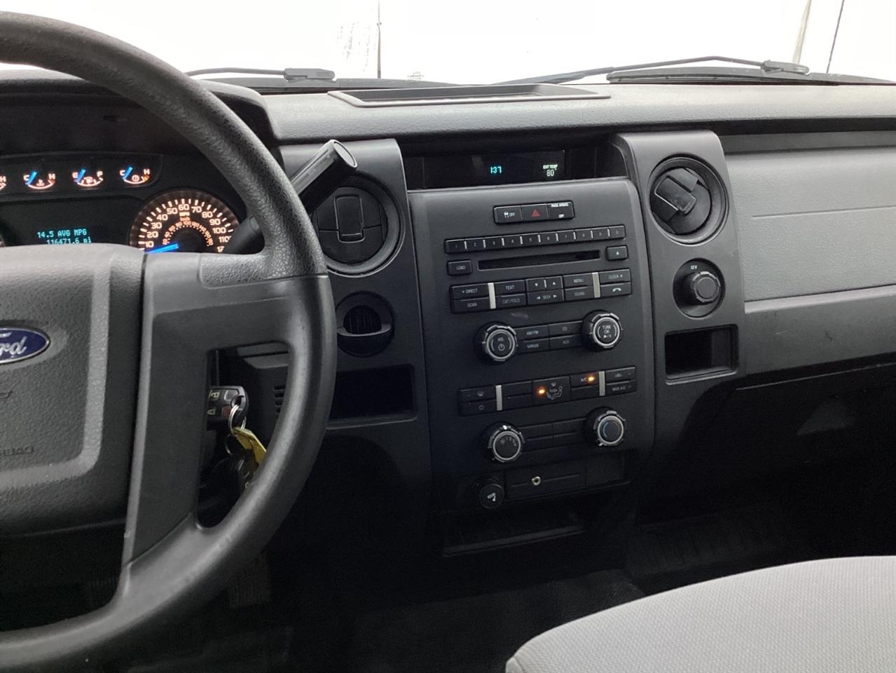 Ford 150 2WD SuperCrew 145" Platinum 2014