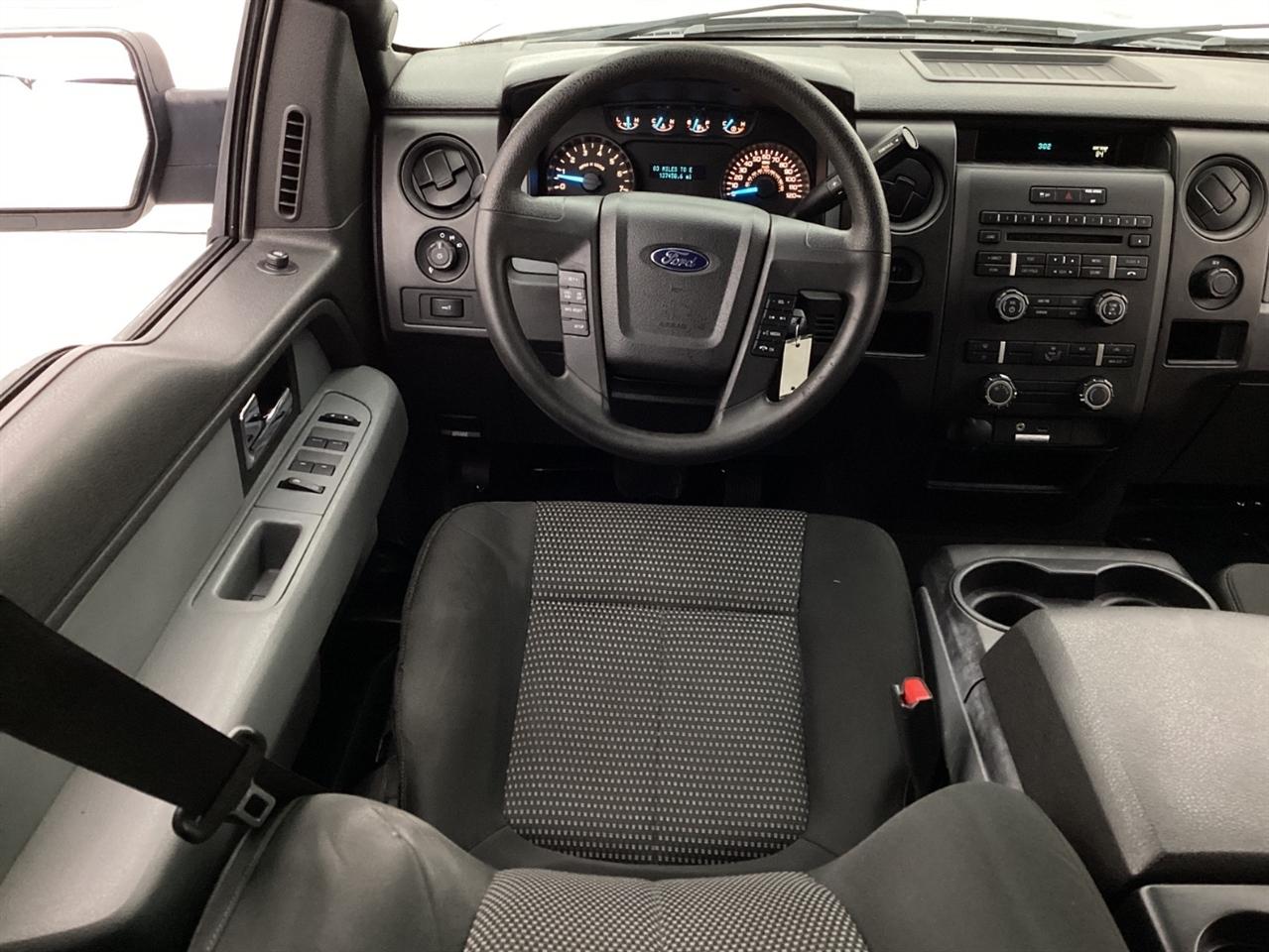 Ford 150 2WD SuperCrew 145" Platinum 2014