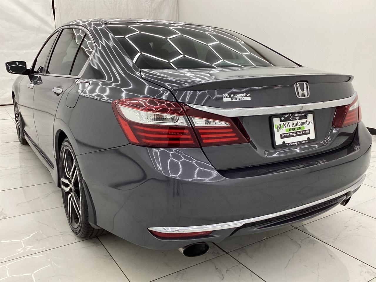 Honda Accord 4dr I4 CVT Sport 2016