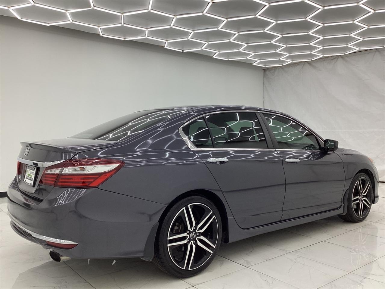 Honda Accord 4dr I4 CVT Sport 2016