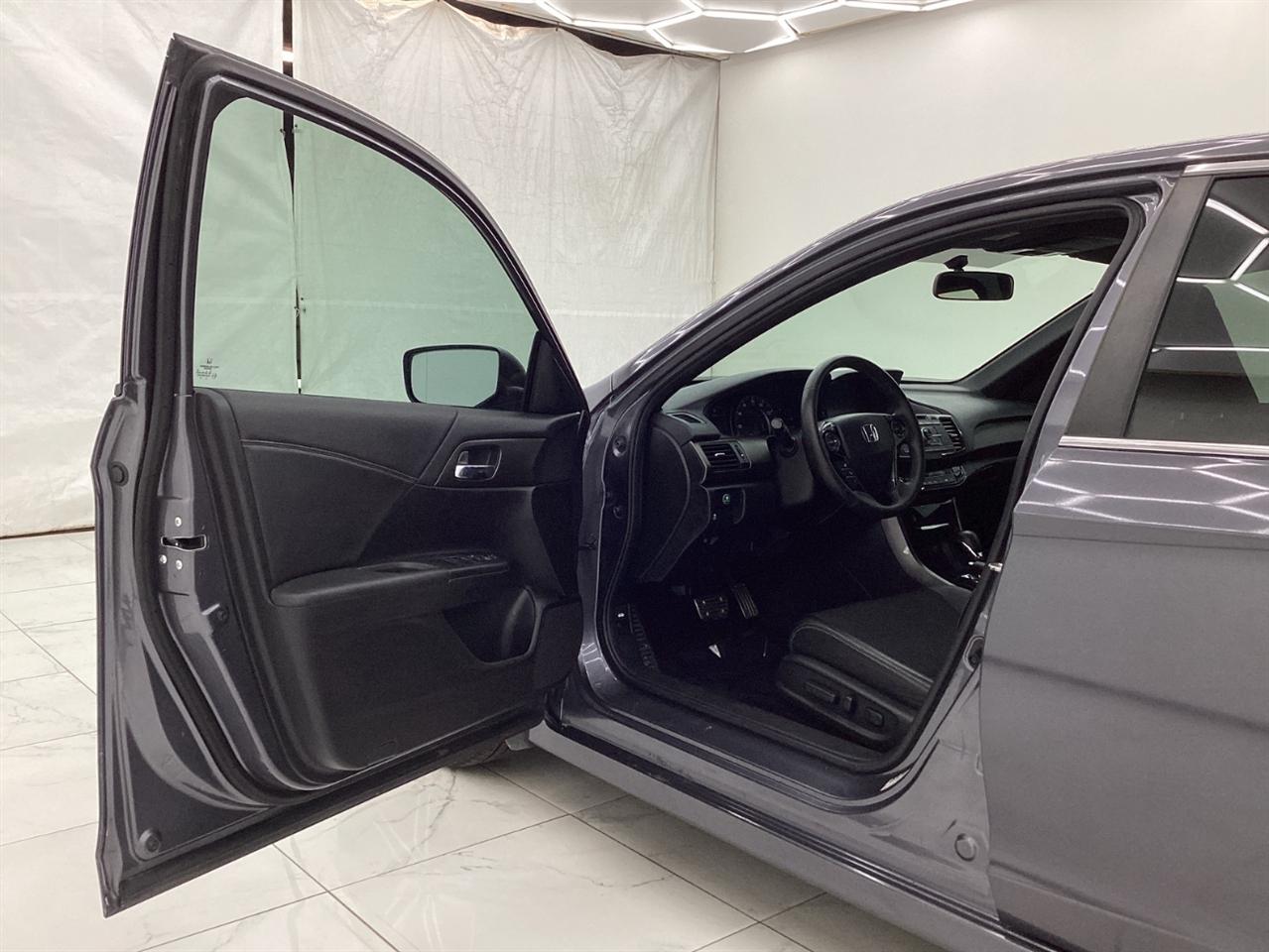 Honda Accord 4dr I4 CVT Sport 2016