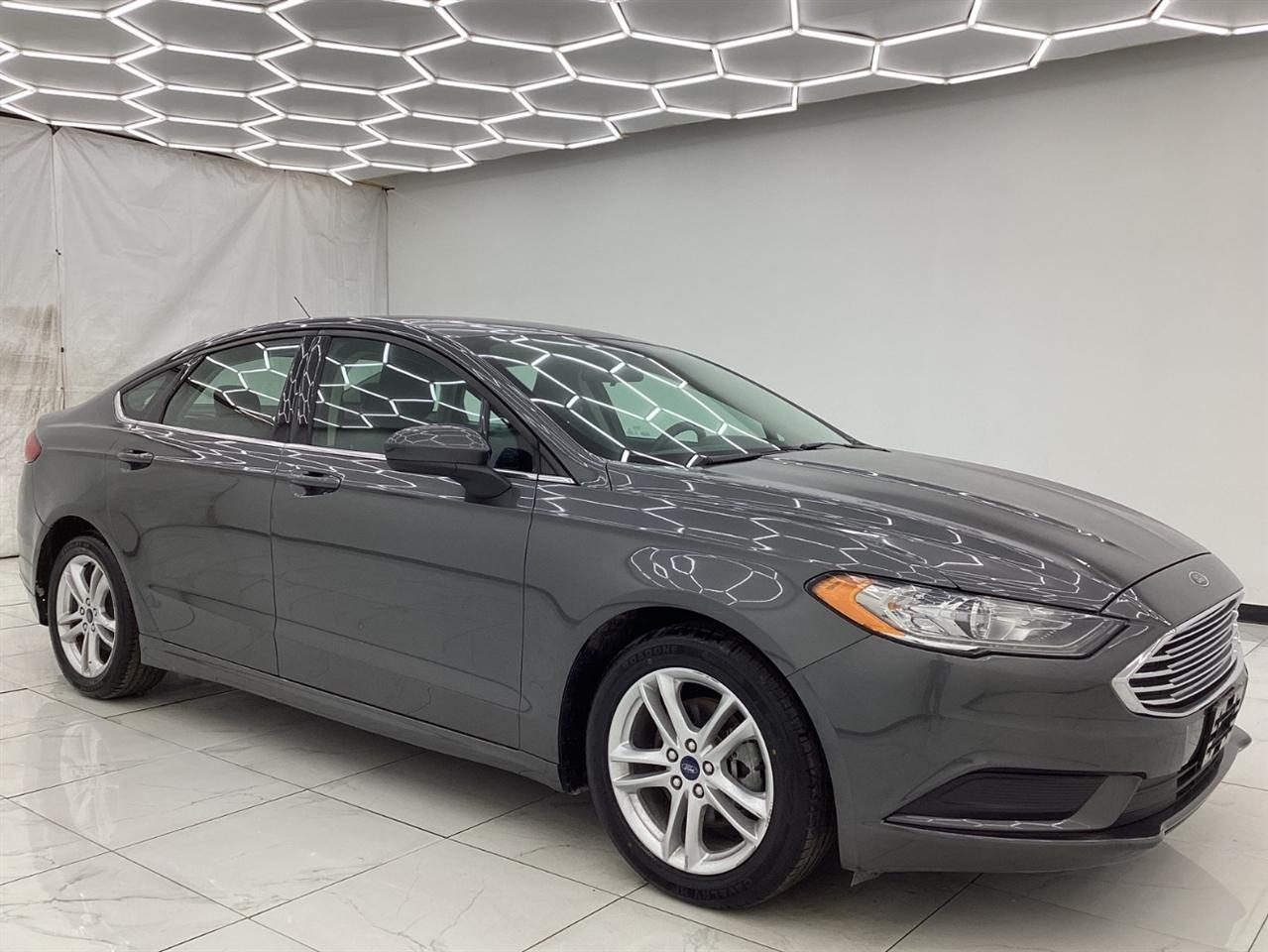 Ford Fusion SE FWD 2018