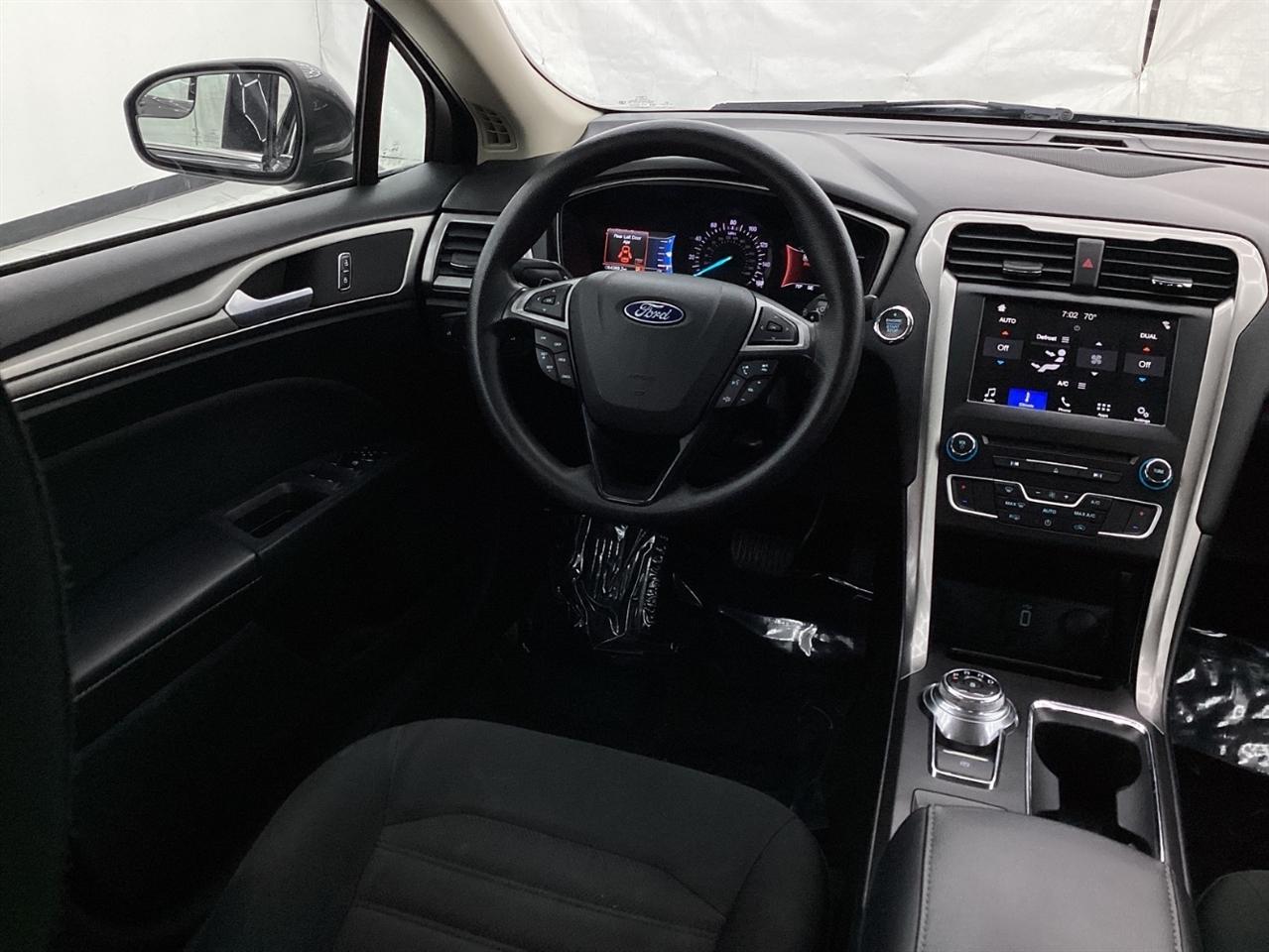 Ford Fusion SE FWD 2018