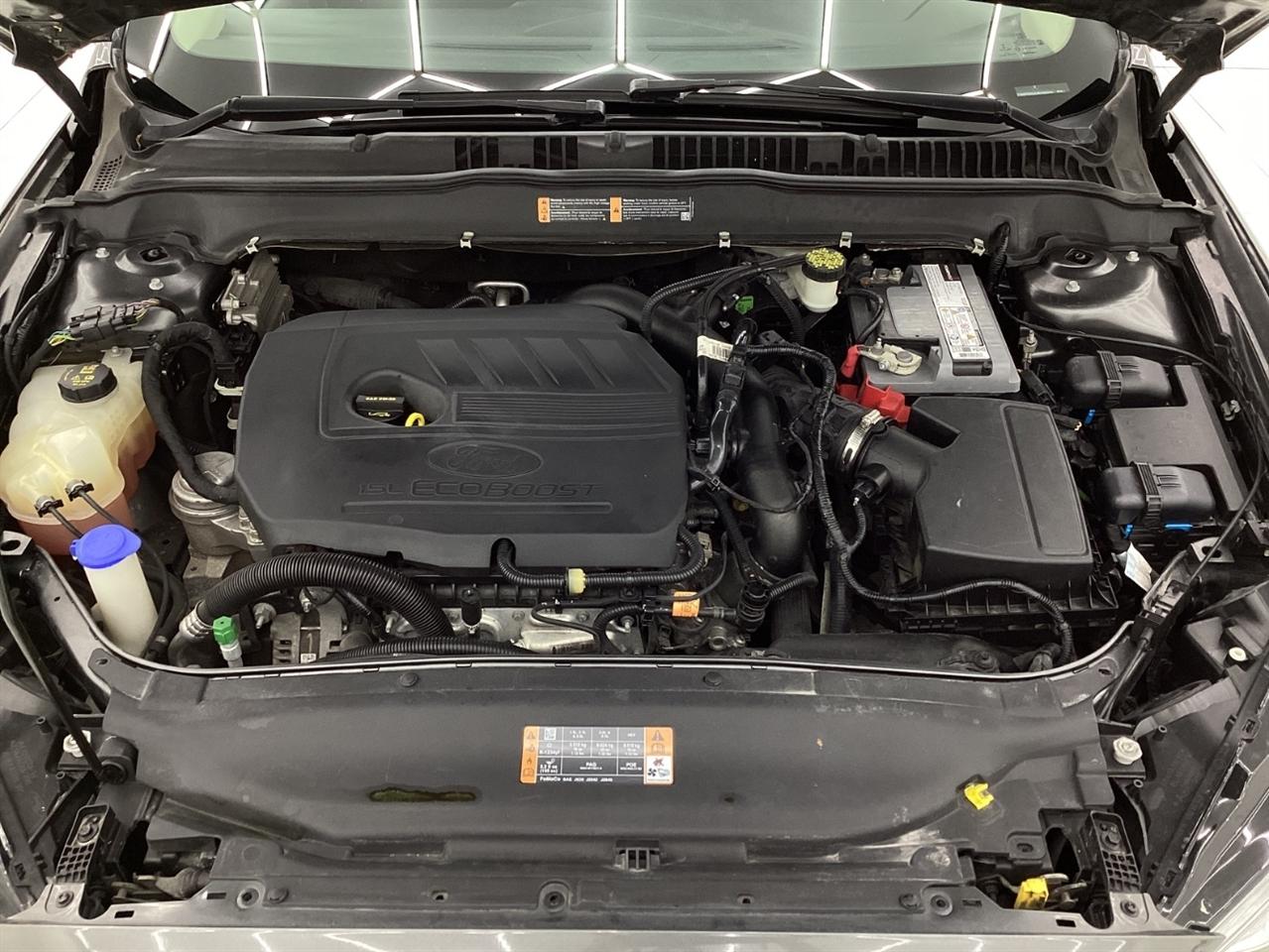 Ford Fusion SE FWD 2018