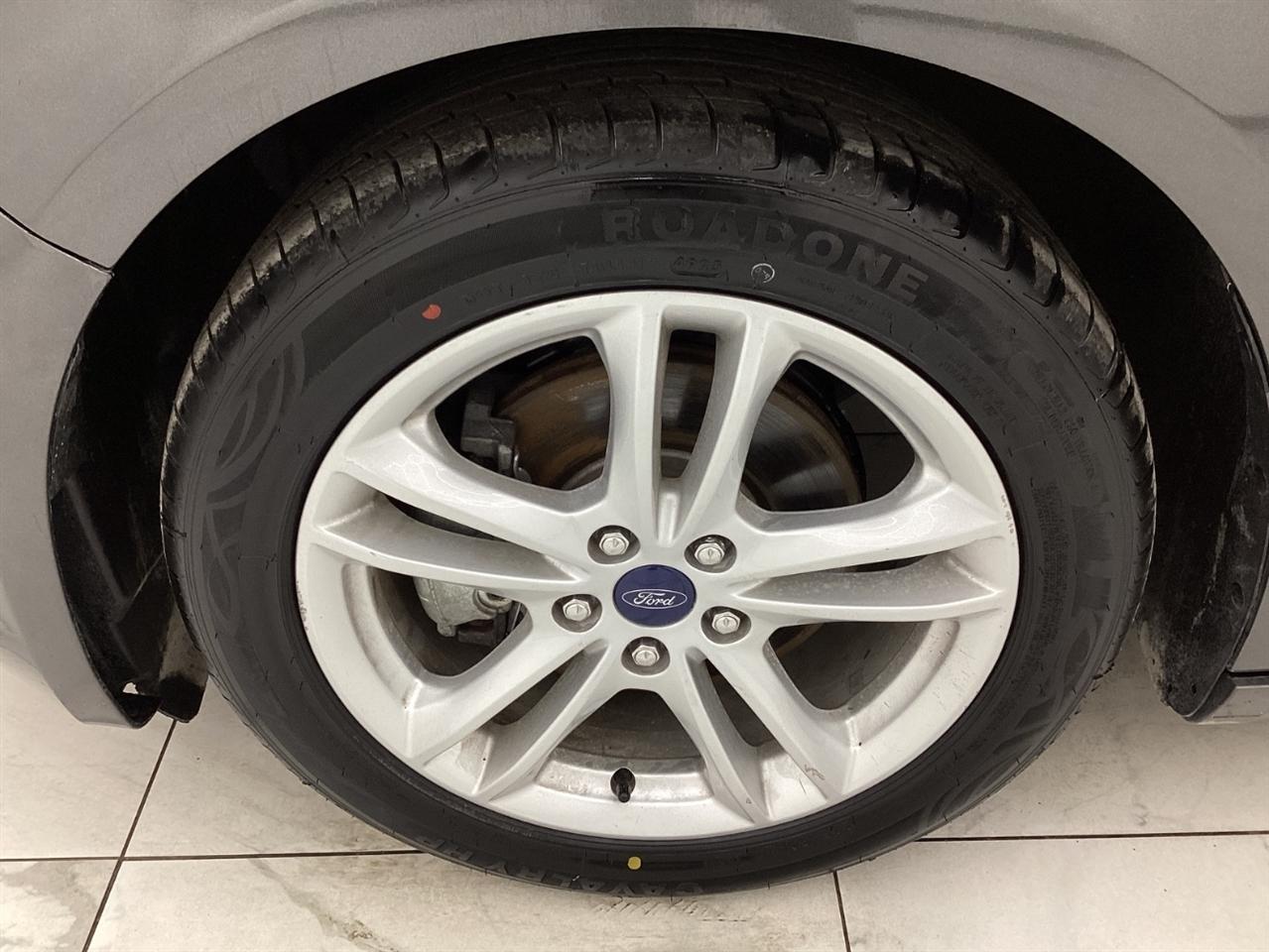 Ford Fusion SE FWD 2018