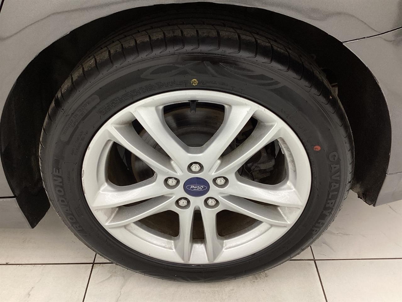 Ford Fusion SE FWD 2018