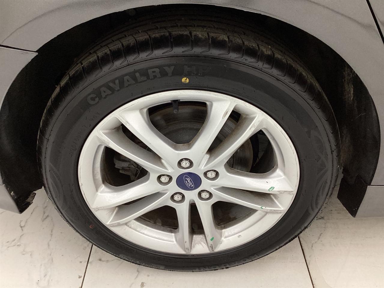 Ford Fusion SE FWD 2018