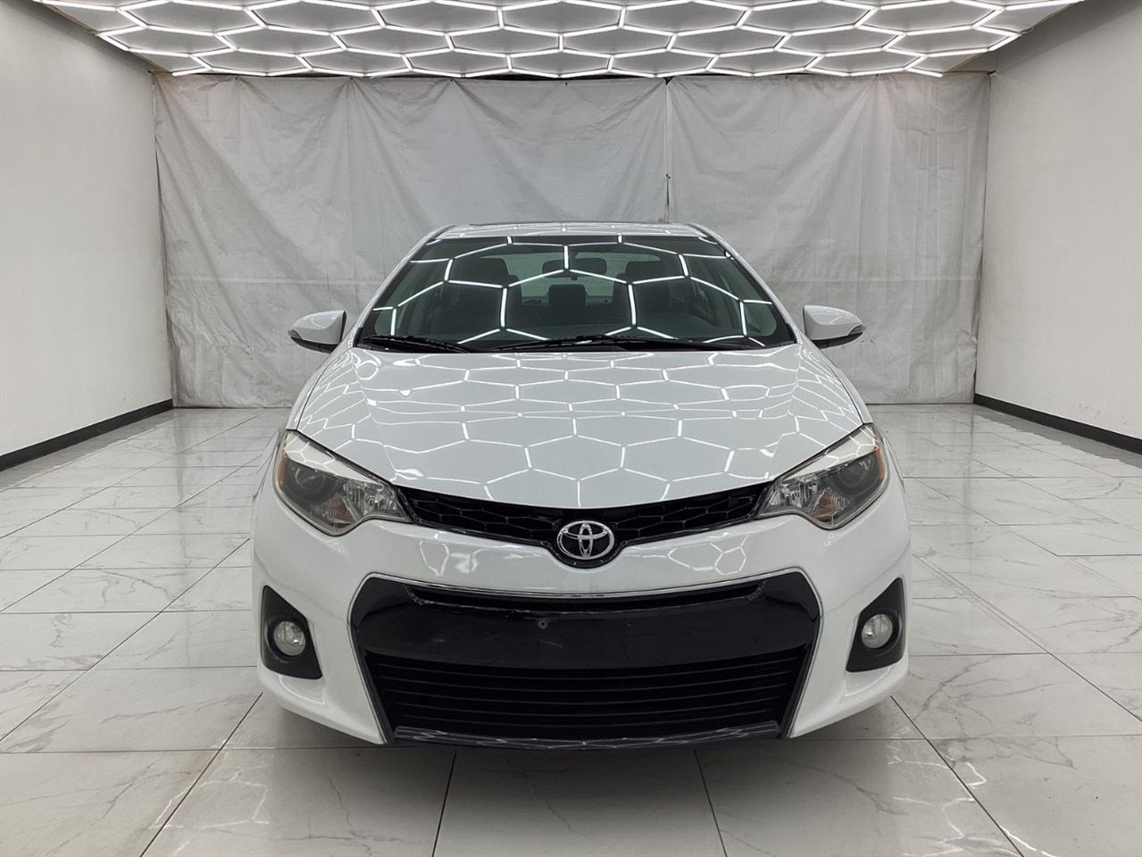 Toyota Corolla 4dr Sdn CVT LE Premium (Natl) 2014