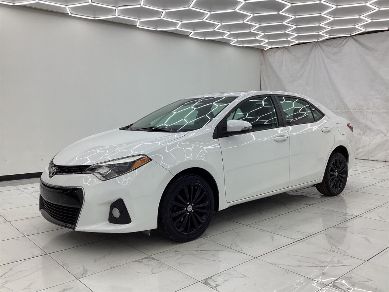 Toyota Corolla 4dr Sdn CVT LE Premium (Natl) 2014